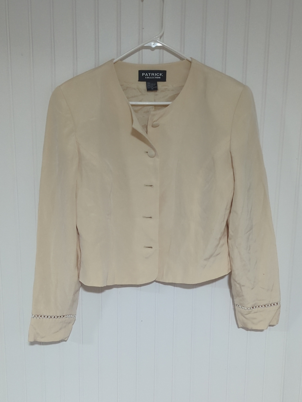 Patrick Collection Cream Cropped Button-Front Silk Blazer